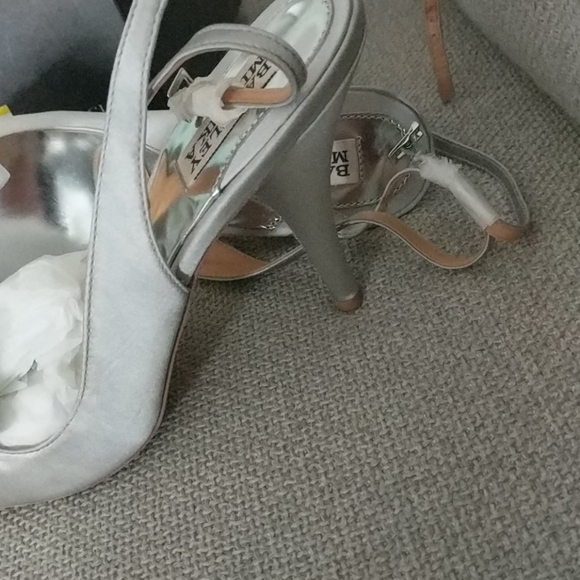 Badgley Mischka Dylan Pumps - Picture 3 of 7